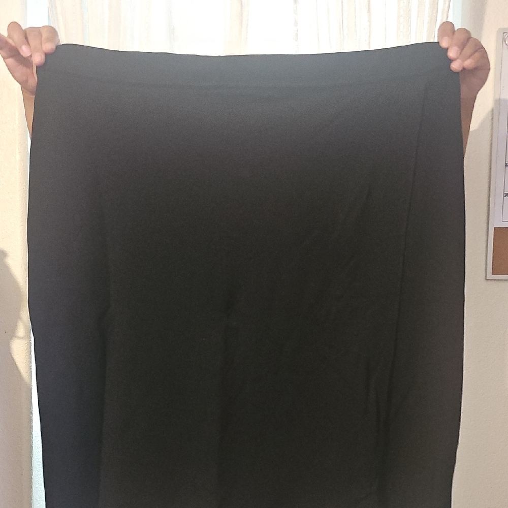 Liz Claiborne Classic Black Pencil Skirt